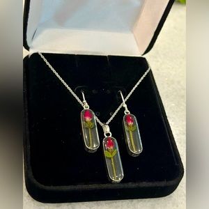 New genuine flower sterling silver 925 necklace & earrings set made in Mexico